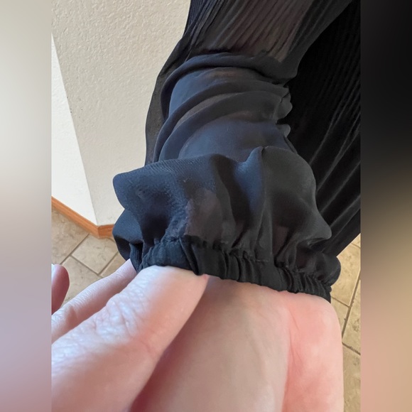 Signature Studio Black Pleated Keyhole Tie collar Long Sleeve Dress Size Medium - Picture 6 of 11